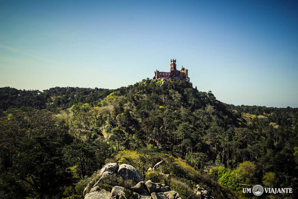 Palácio da Pena visto do Castelo dos Mouros