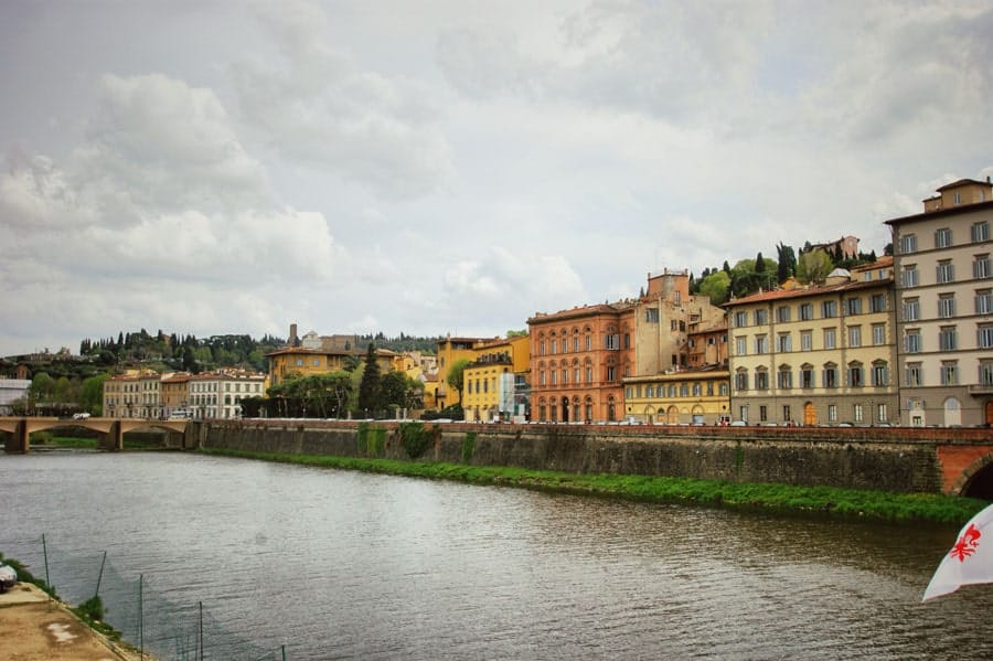 Rio Arno - Florença, Itália
