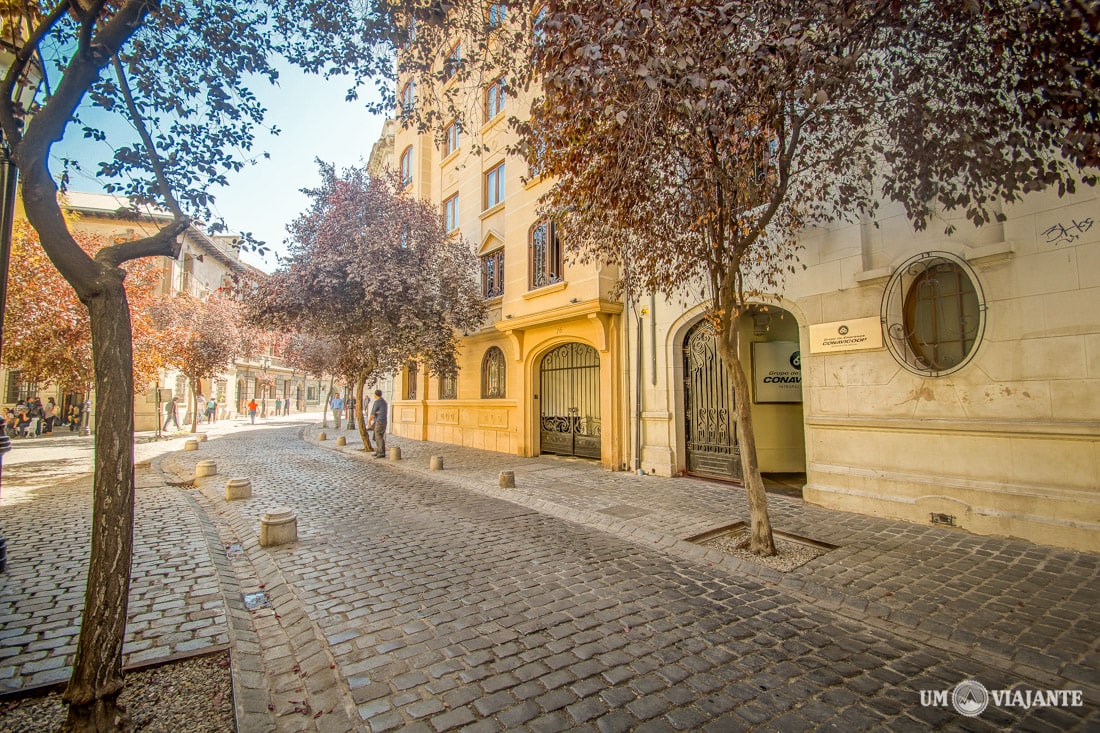 Bairro ParisLondres, um pedaço da Europa dentro de Santiago Um Viajante