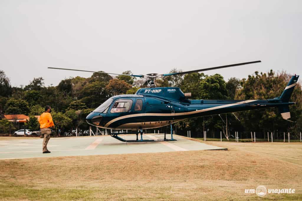 Como é o voo de helicóptero em Foz do Iguaçu