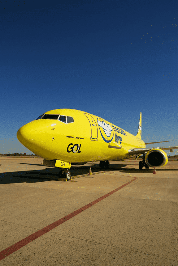 GOL e Mercado Livre apresentam novo avião cargueiro - Um Viajante