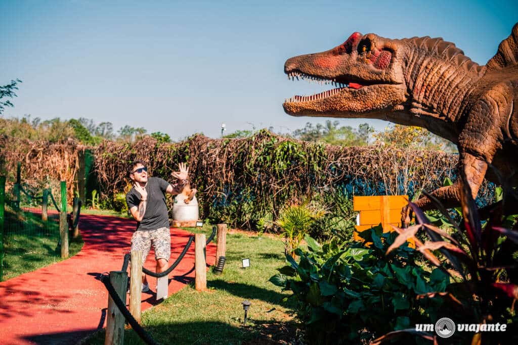 Parque dos Dinossauros Foz do Iguaçu: vale a pena?