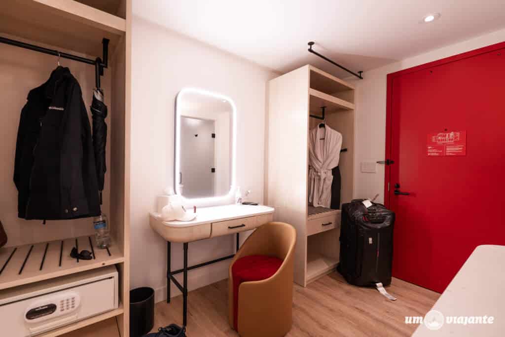 Conforto, diferenciais e comodidades do Virgin Hotel