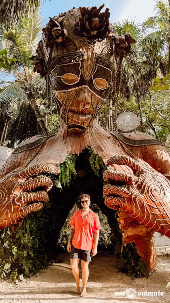 Escultura Ven a la Luz na Zona Hoteleira de Tulum