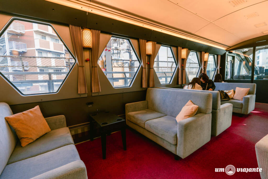 Spacia X Limited Express: Viagem de Trem no Japão