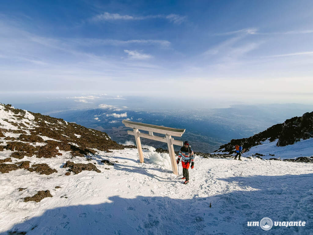 Subir o Monte Fuji: o ponto mais alto do Japão