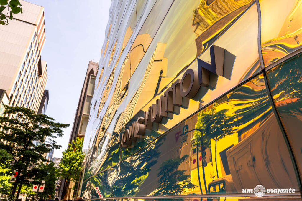 Louis Vuitton Café Tóquio, Roteiro