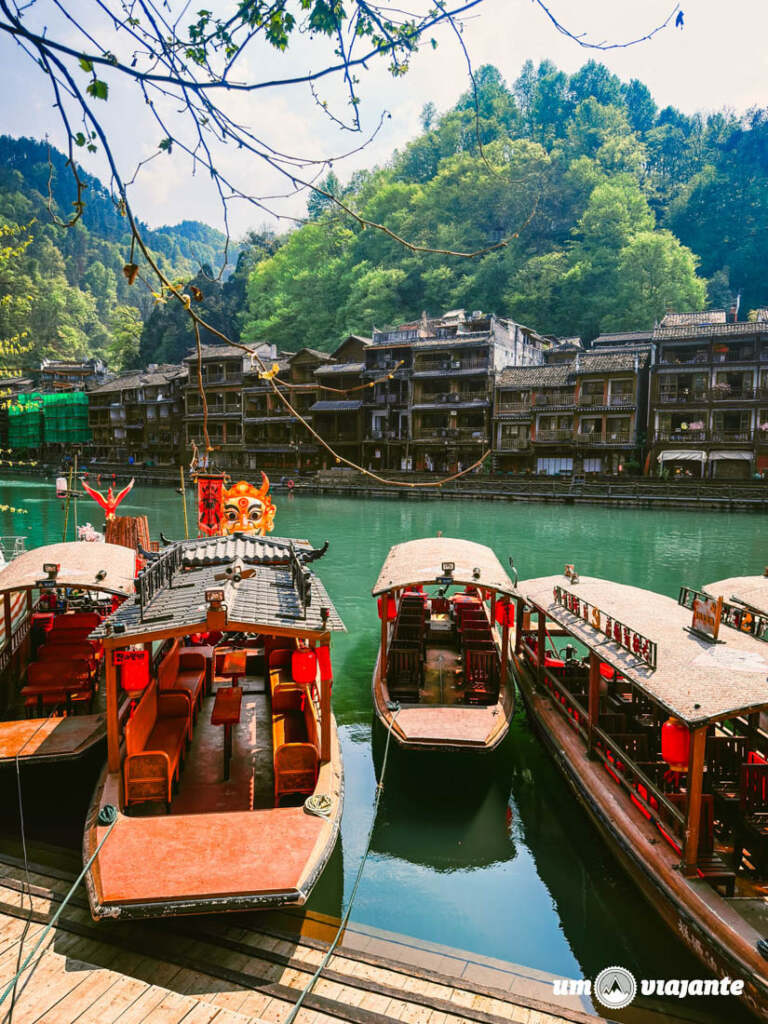 Fenghuang, bate volta saindo de Furong - Roteiro China
