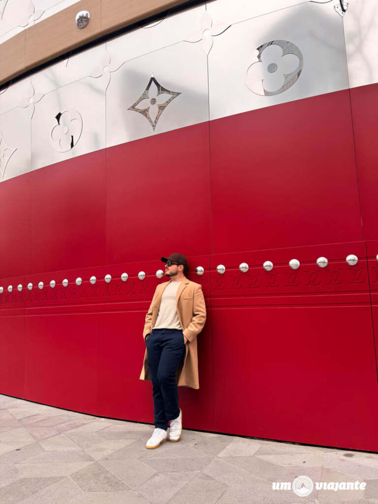 Tianzifang, Navio Louis Vuitton e Nanjing Road