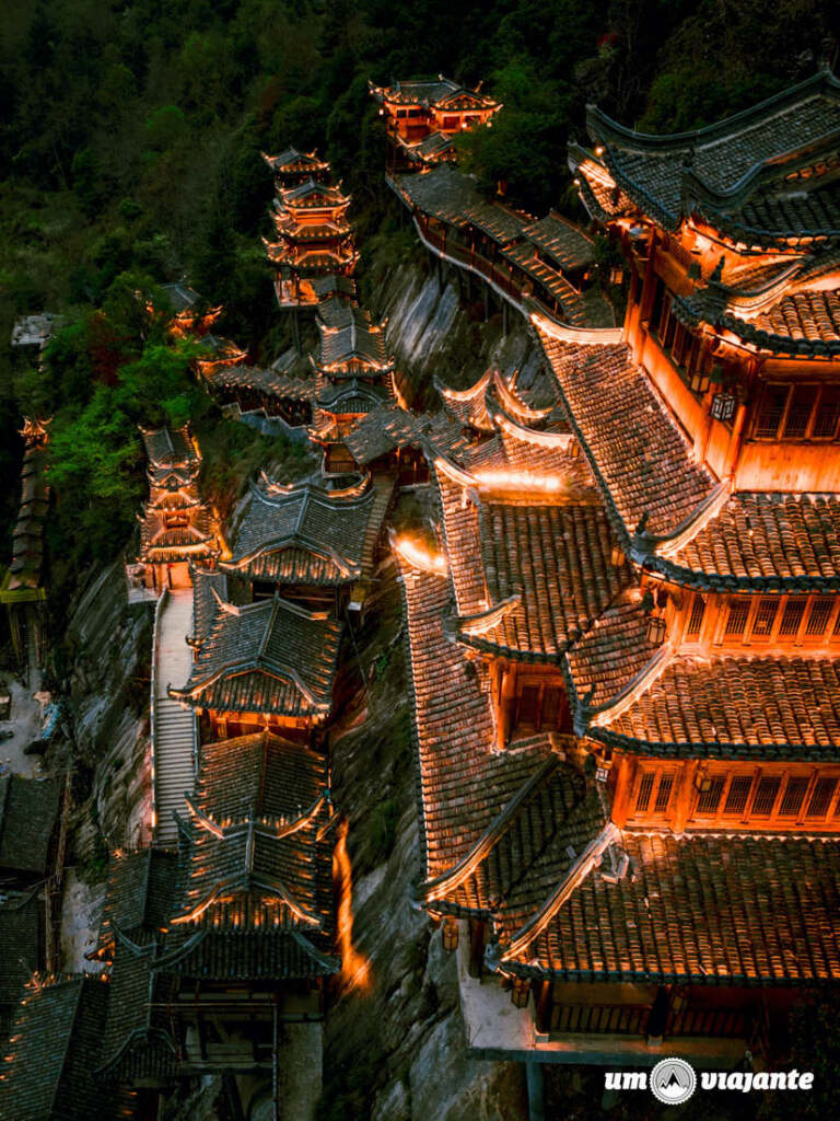 Wangxian Valley, Vilarejo no penhasco - Roteiro de Viagem China