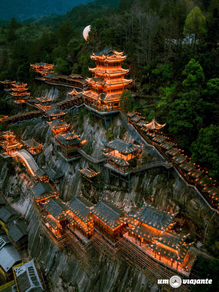 Wangxian Valley, Vilarejo no penhasco - Roteiro de Viagem China