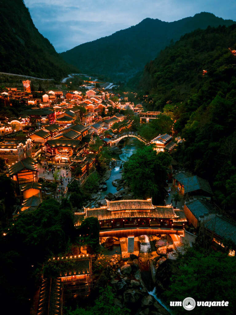 Wangxian Valley, Vilarejo no penhasco - Roteiro de Viagem China